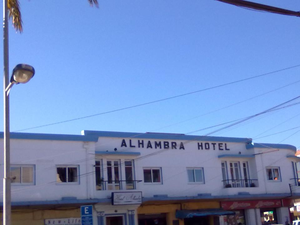 Alhambra Hotel San Antonio  Exterior photo